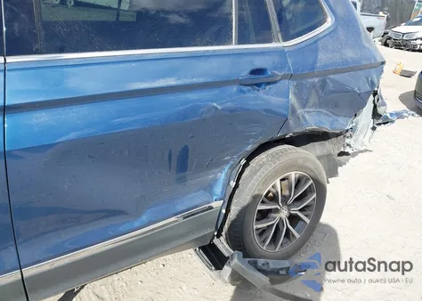 2020 Volkswagen Tiguan 2.0T Se/2.0T Se R-Line Black/2.0T Sel z USA, uszkodzony, nr VIN 3VV2B7AX8LM034861